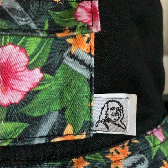 Franks Chop Shop Reversible Bucket Bucket hat Razors Secret Pocket RARE - Picture 5 of 6